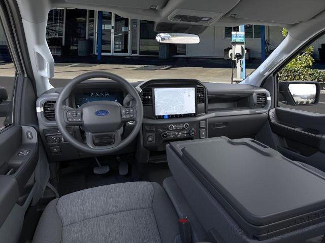 2025 Ford F-150 XL photo 4
