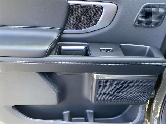 2025 Ford Expedition MAX Platinum photo 11