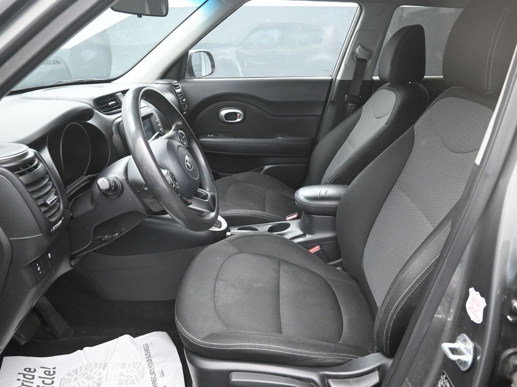 2019 Kia Soul Plus photo 17