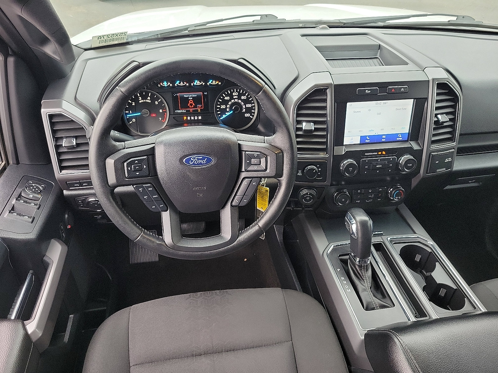 2019 Ford F-150 XLT photo 4