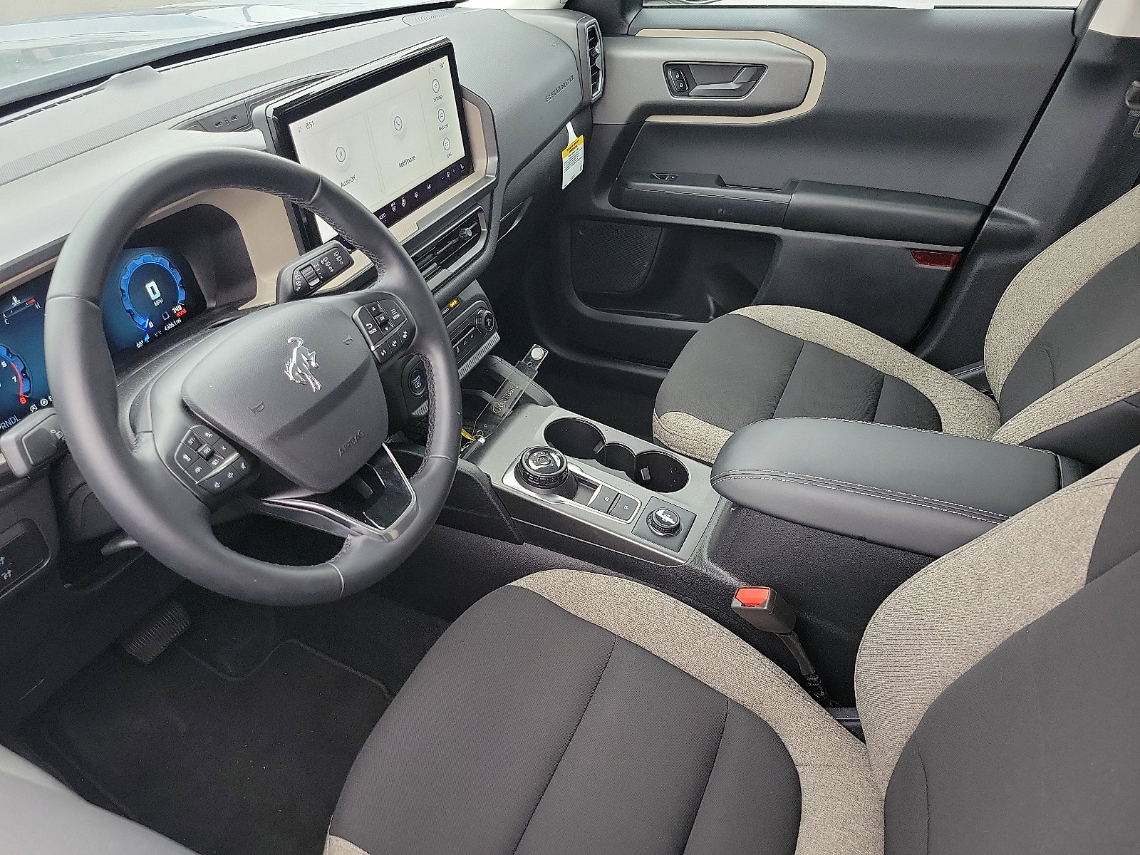 2025 Ford Bronco Sport Big Bend photo 2