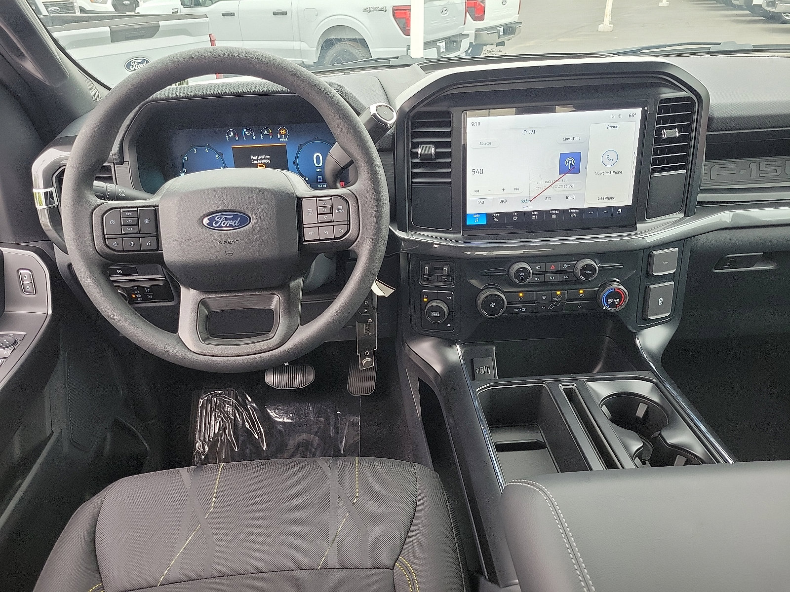2025 Ford F-150 STX photo 4