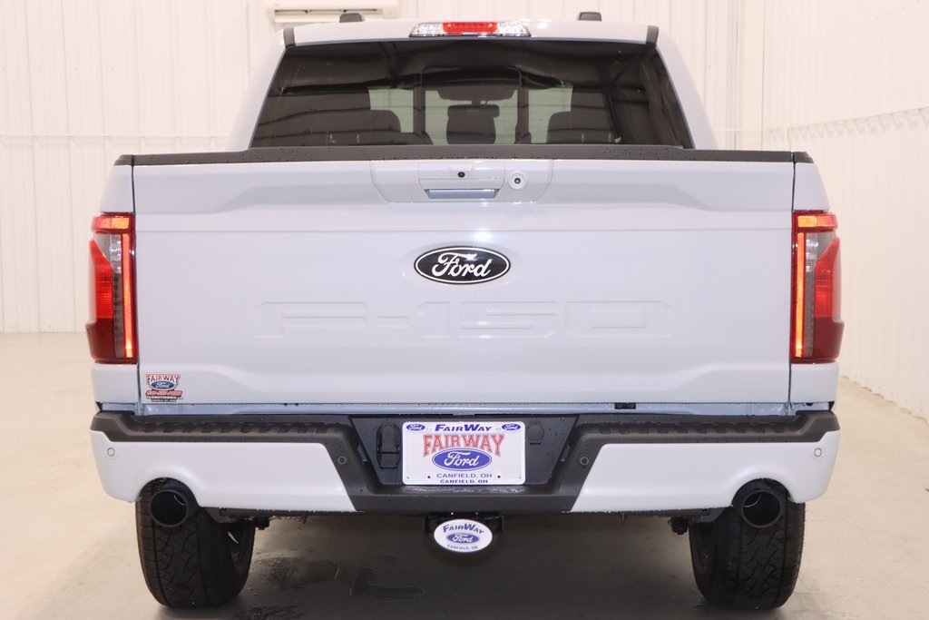 2025 Ford F-150 XLT photo 4