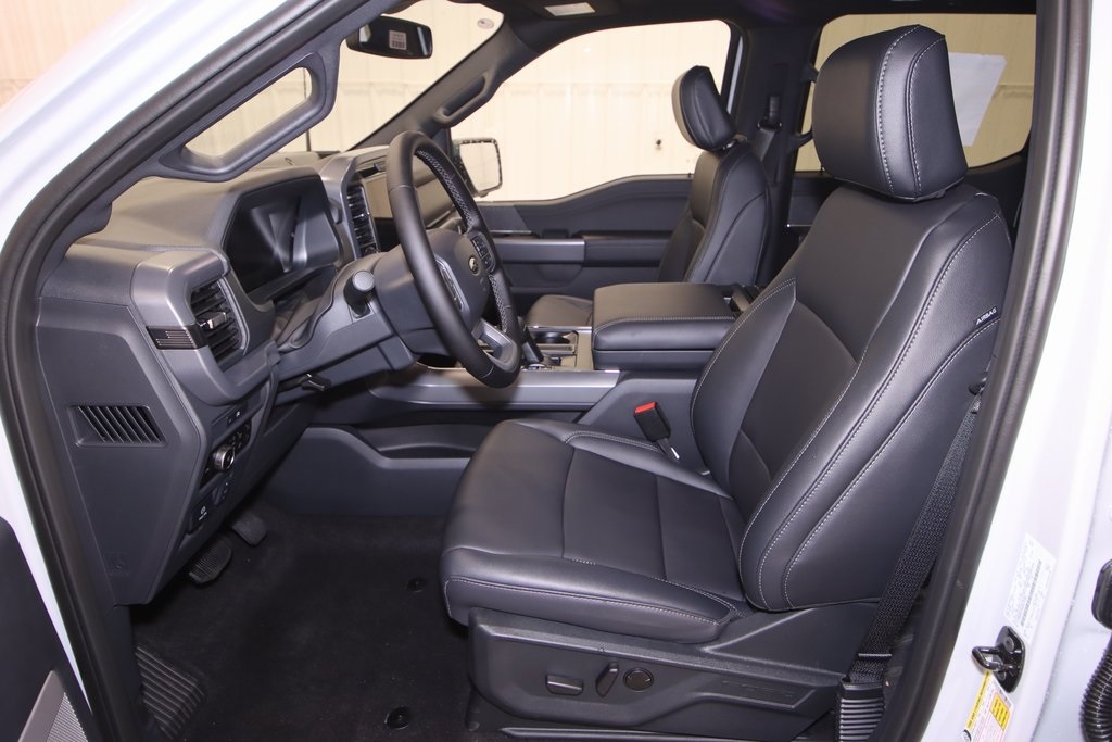 2025 Ford F-150 XLT photo 7
