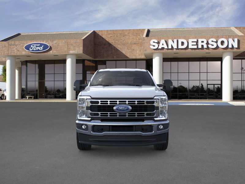 2026 Ford F-350 XLT photo 7