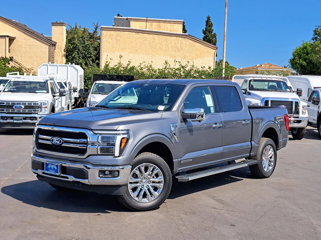 2025 Ford F-150 Lariat photo 2