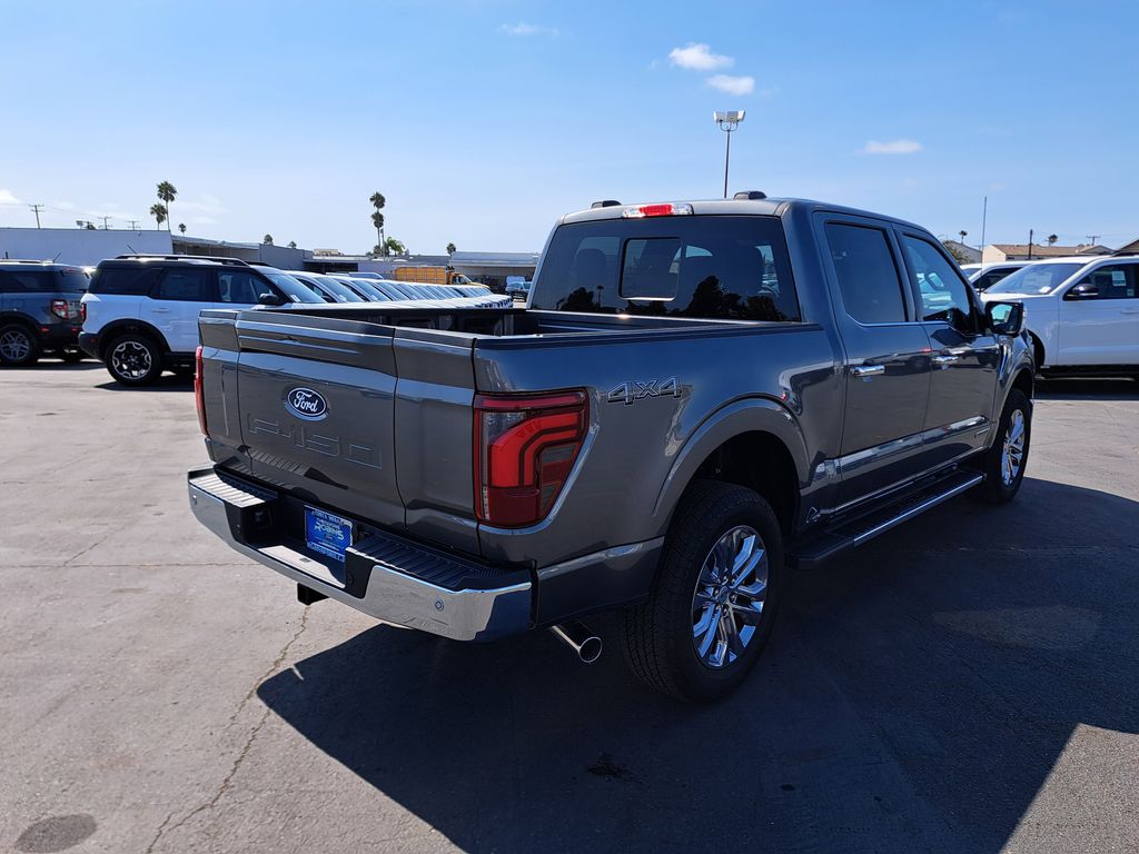 2025 Ford F-150 Lariat photo 4