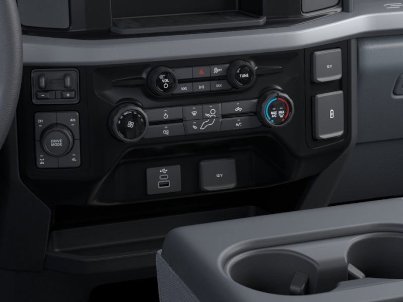 2026 Ford F-250 photo 13