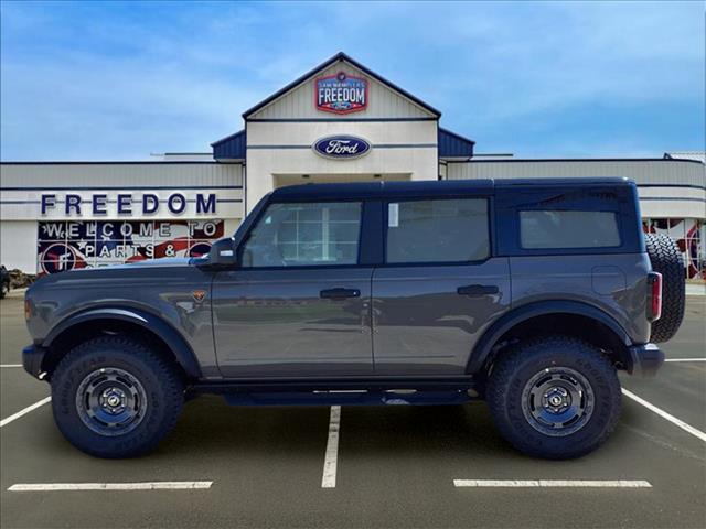 2025 Ford Bronco Badlands photo 4