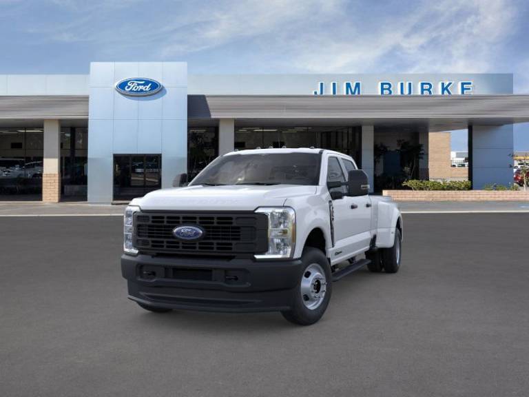 2026 Ford Super Duty F-350 DRW XL