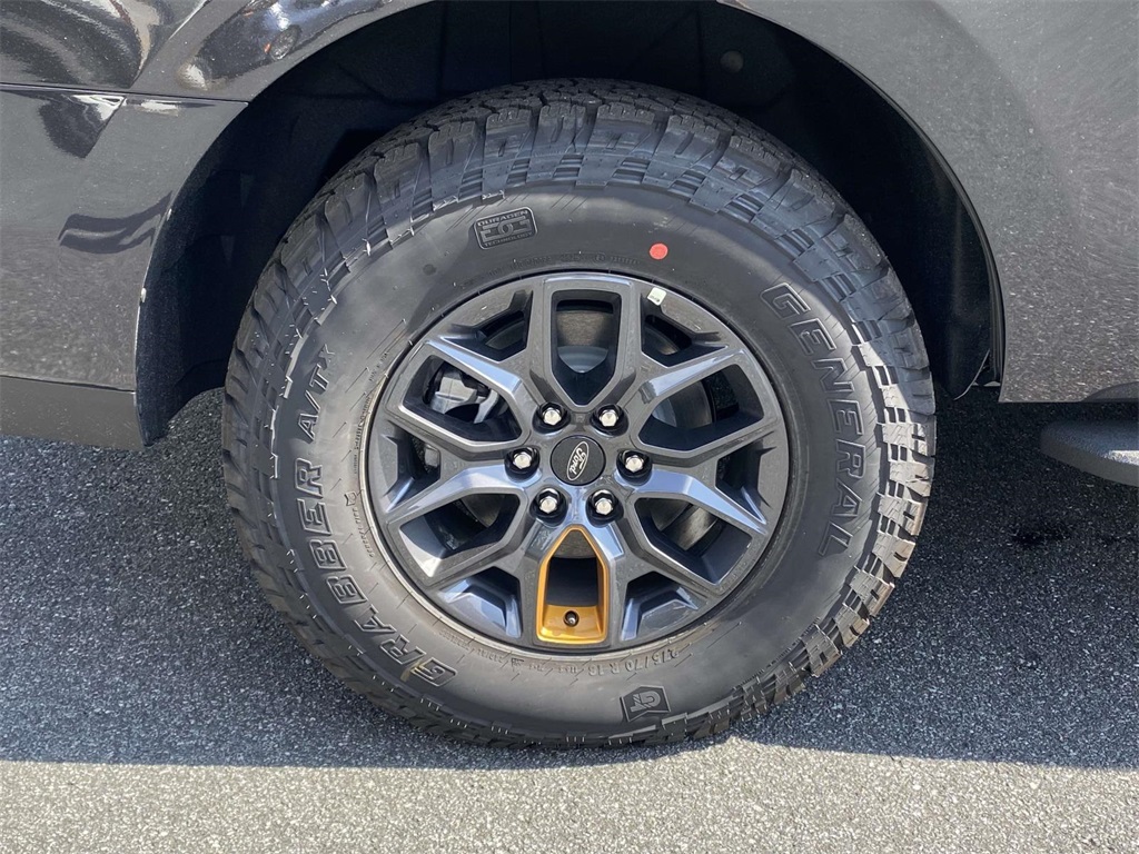 2025 Ford Expedition photo 5