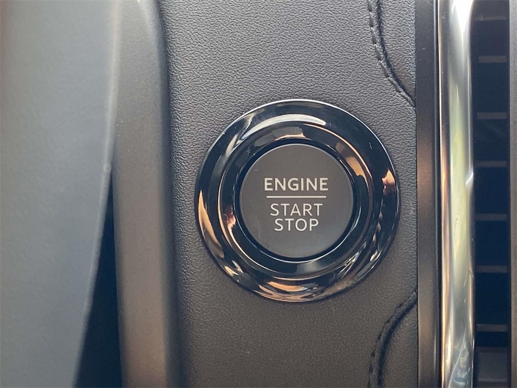2025 Ford Expedition photo 19