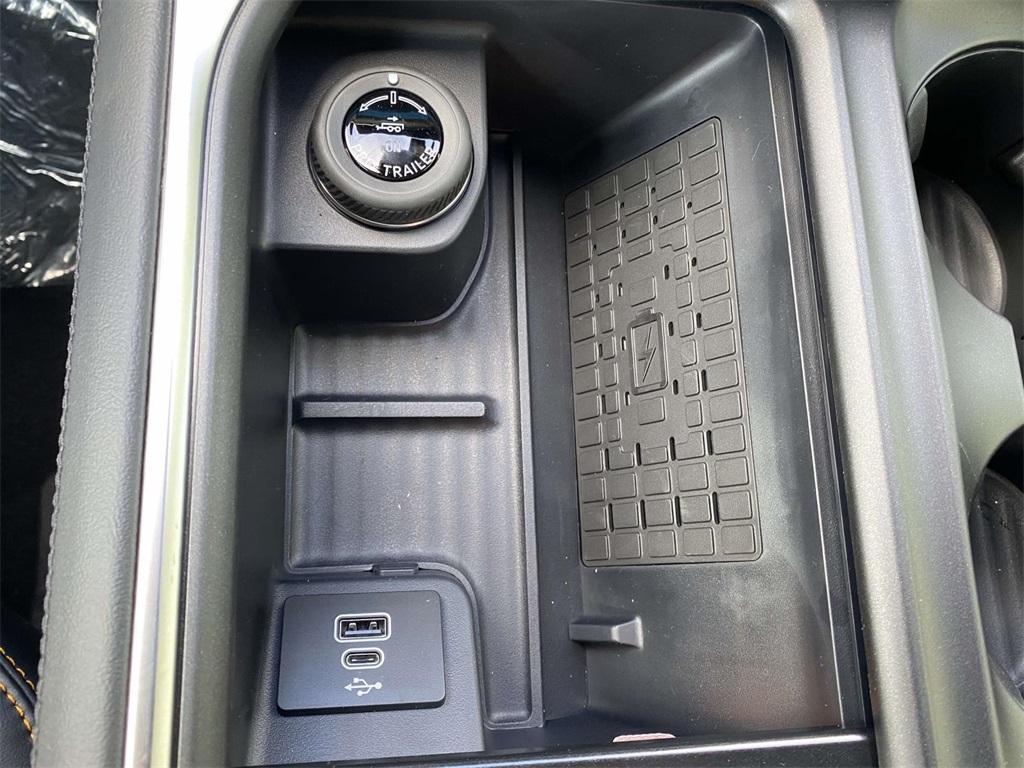 2025 Ford Expedition photo 23