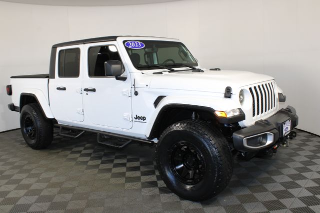 Used 2023 Jeep Gladiator Sport S with VIN 1C6HJTAG0PL503525 for sale in Kansas City