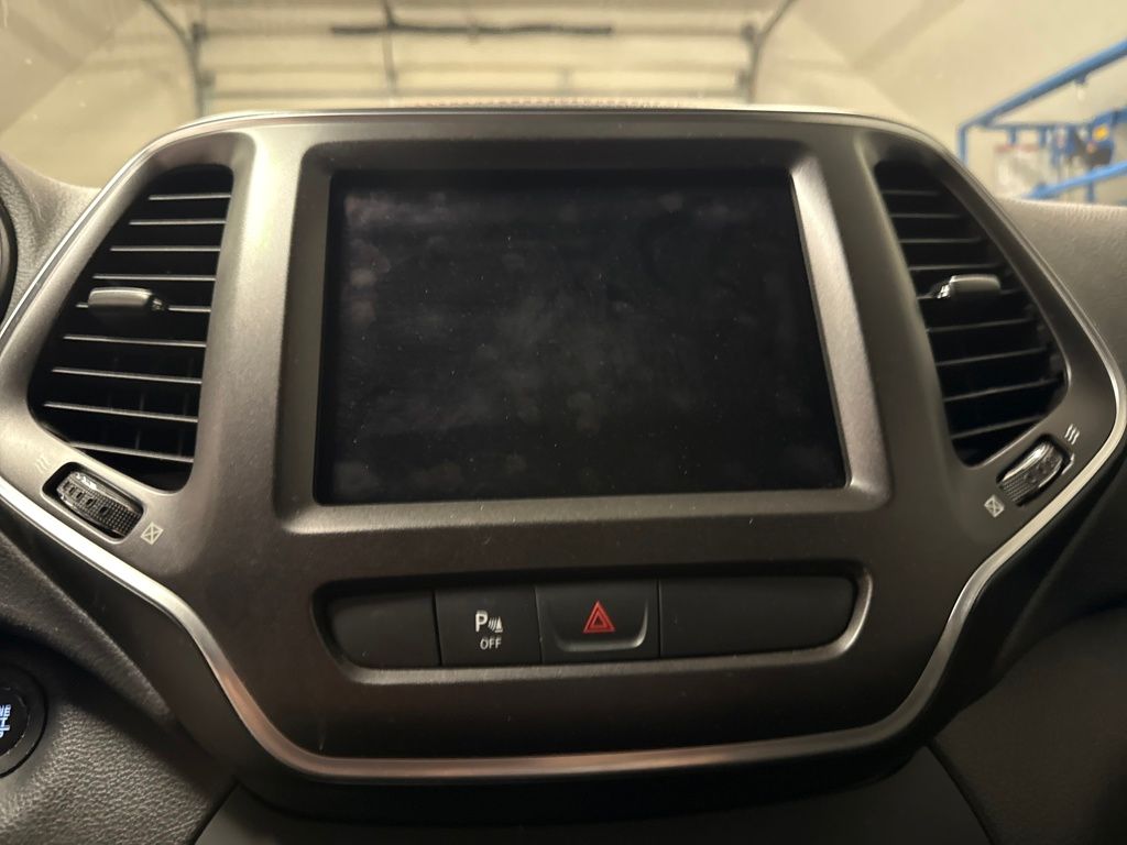 2019 Jeep Cherokee Trailhawk photo 11