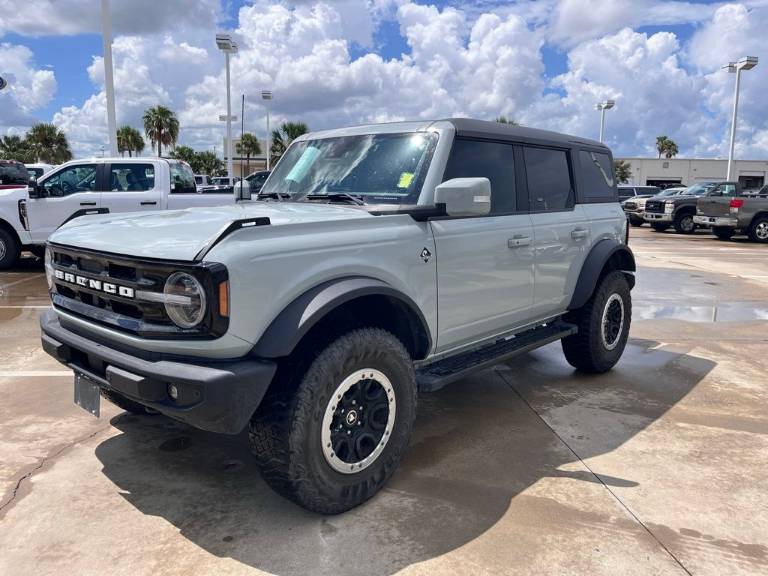 2022 Ford Bronco Outer Banks