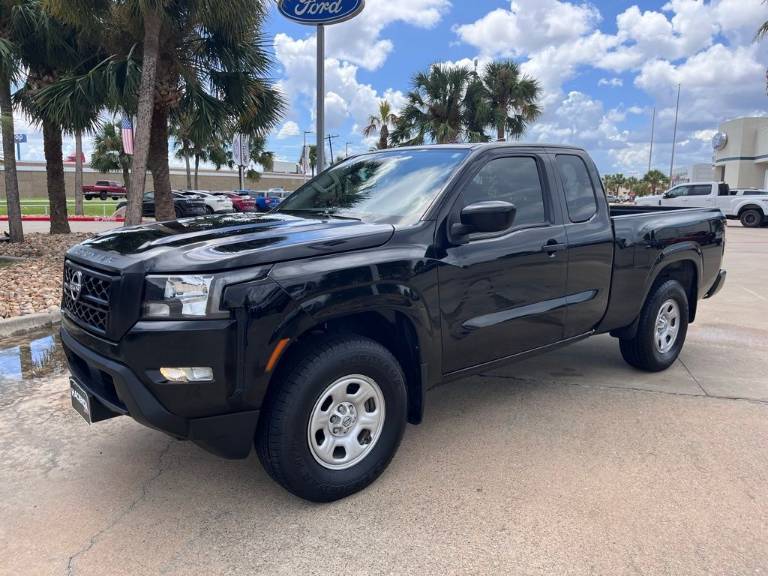 2023 Nissan Frontier S
