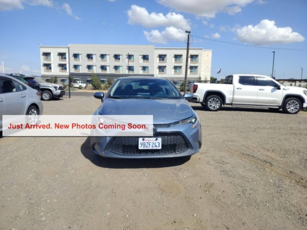Used 2022 Toyota Corolla LE with VIN 5YFEPMAE0NP366511 for sale in Northfield, Minnesota