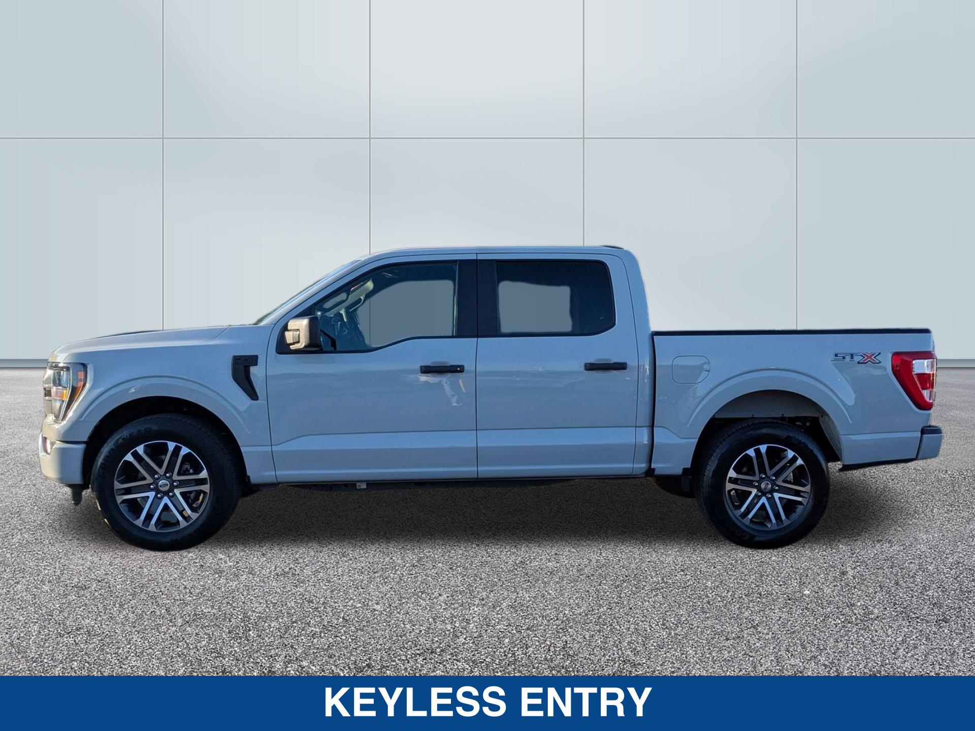 2023 Ford F-150 XL photo 2