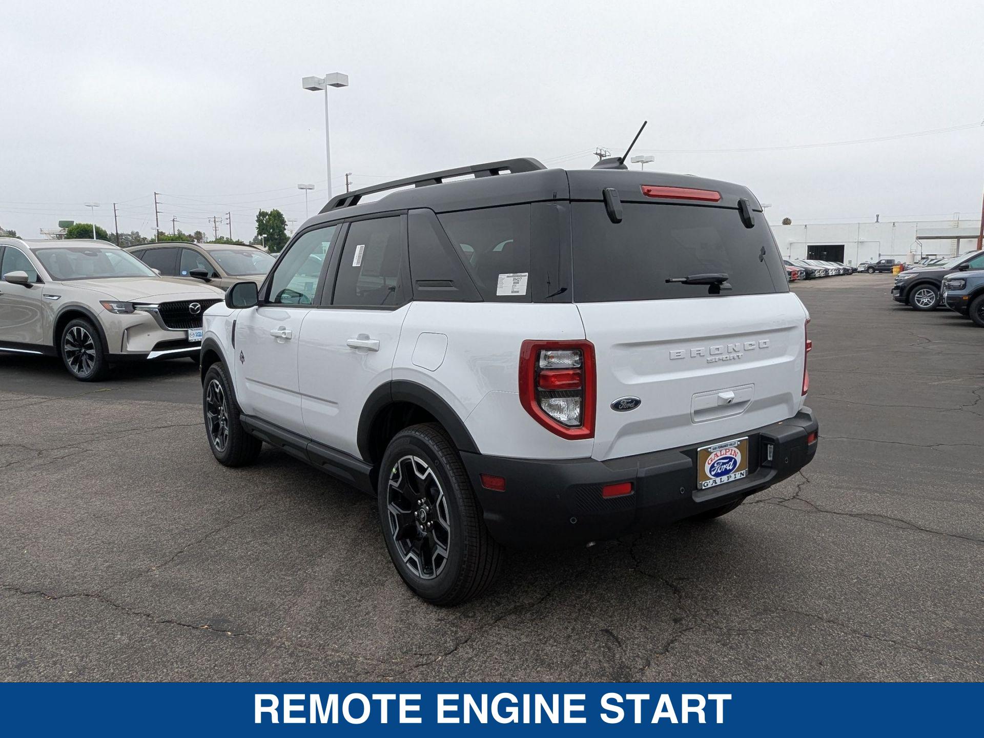 2025 Ford Bronco Sport Outer Banks photo 6