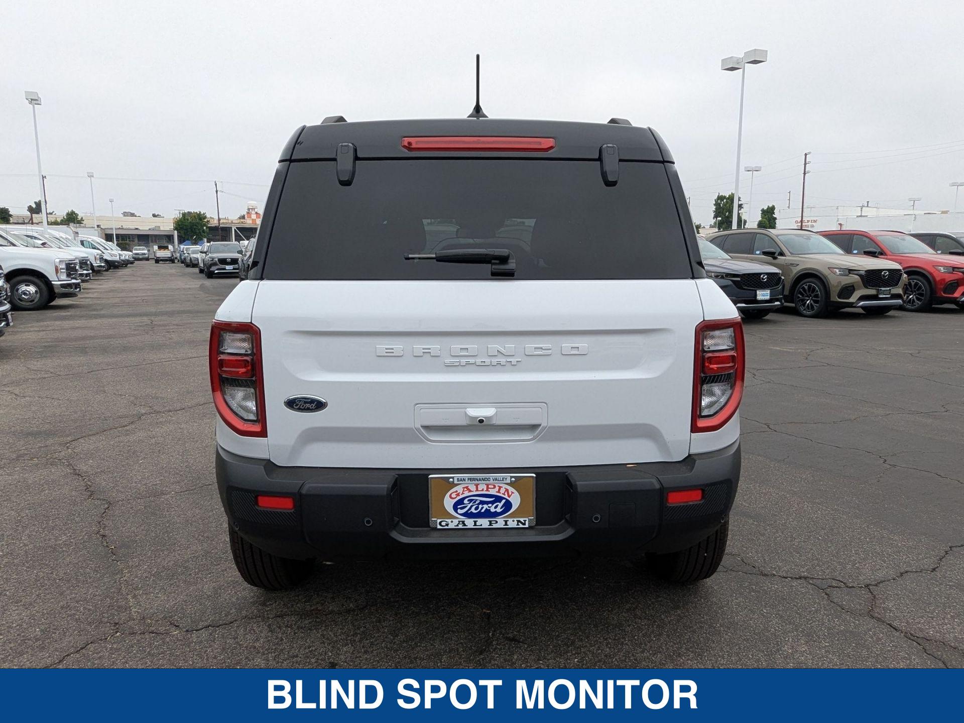 2025 Ford Bronco Sport Outer Banks photo 7