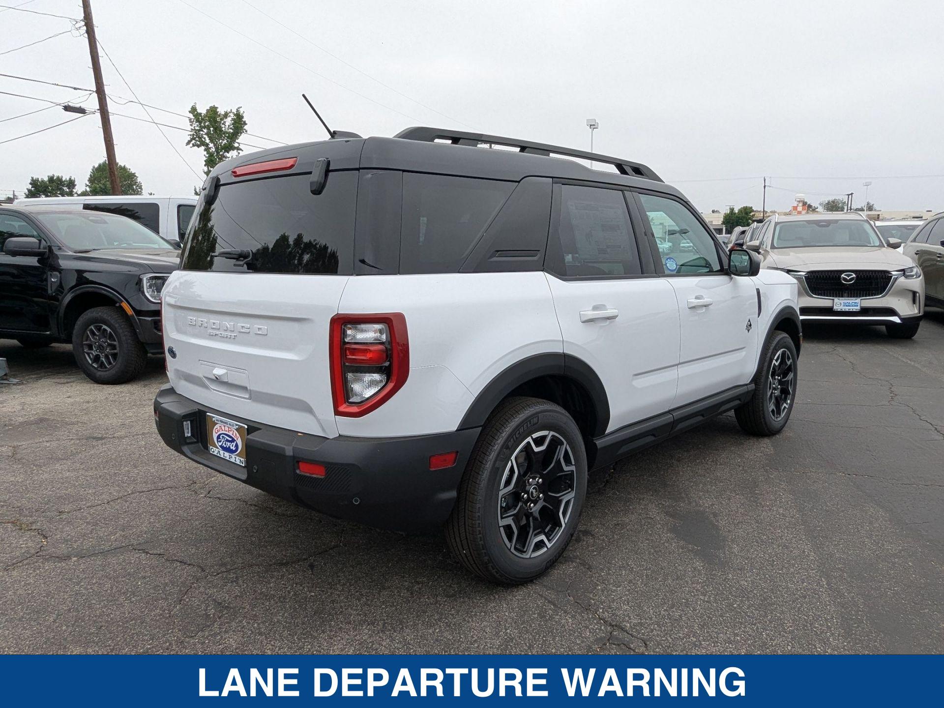 2025 Ford Bronco Sport Outer Banks photo 8