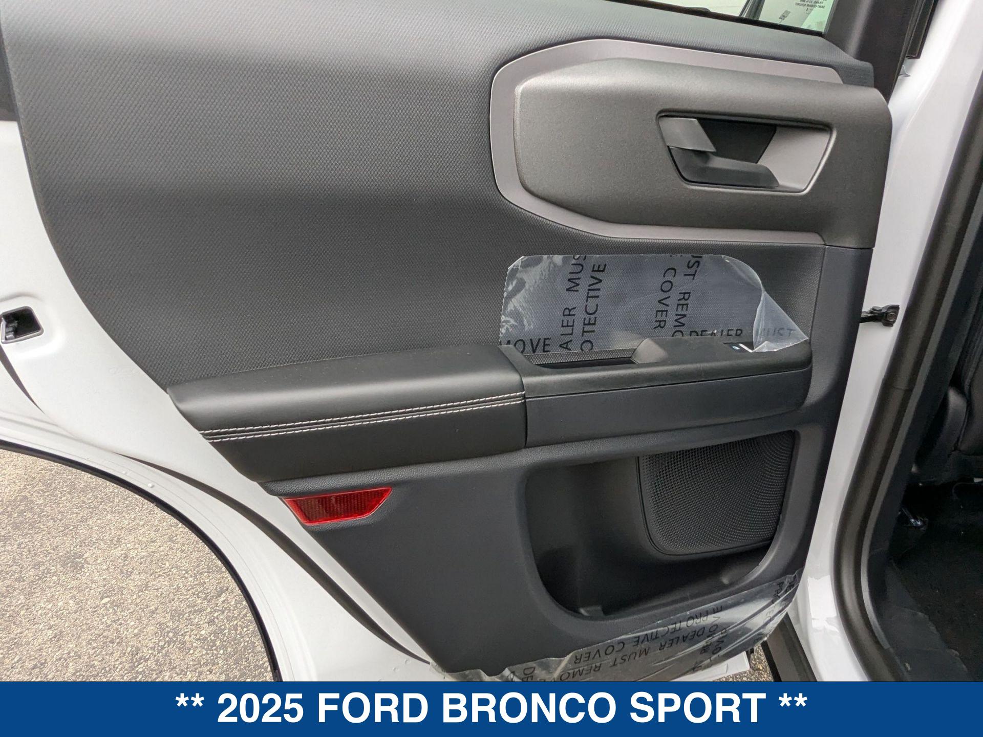 2025 Ford Bronco Sport Outer Banks photo 20