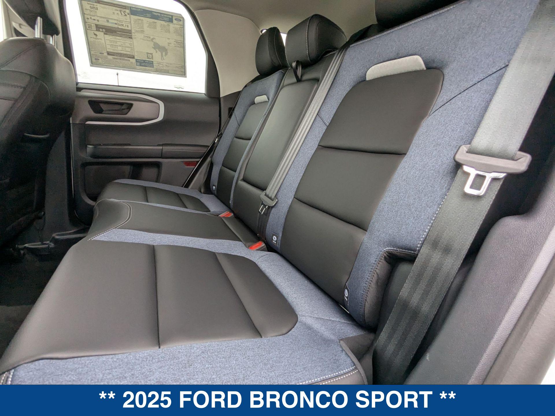 2025 Ford Bronco Sport Outer Banks photo 21