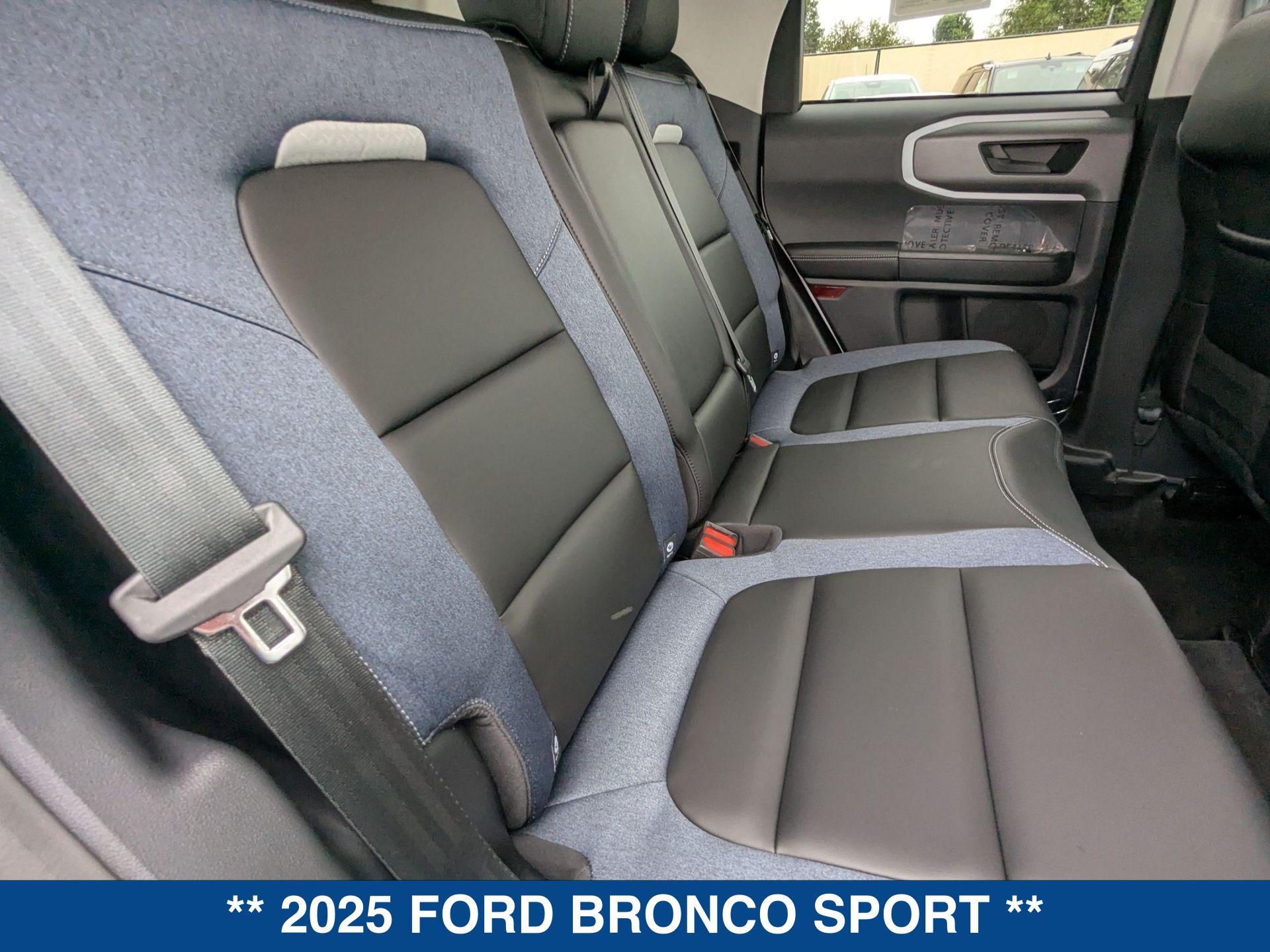 2025 Ford Bronco Sport Outer Banks photo 22