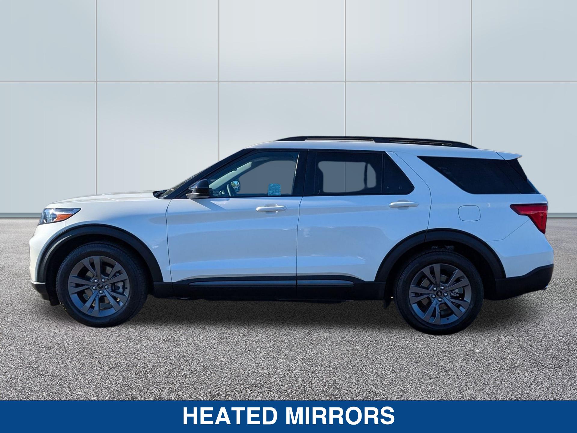 2023 Ford Explorer XLT photo 5