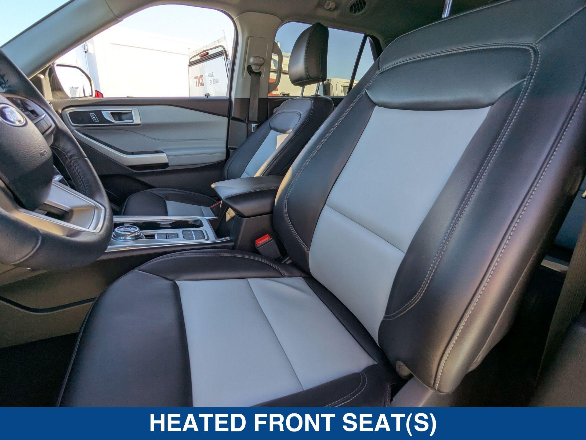 2023 Ford Explorer XLT photo 14