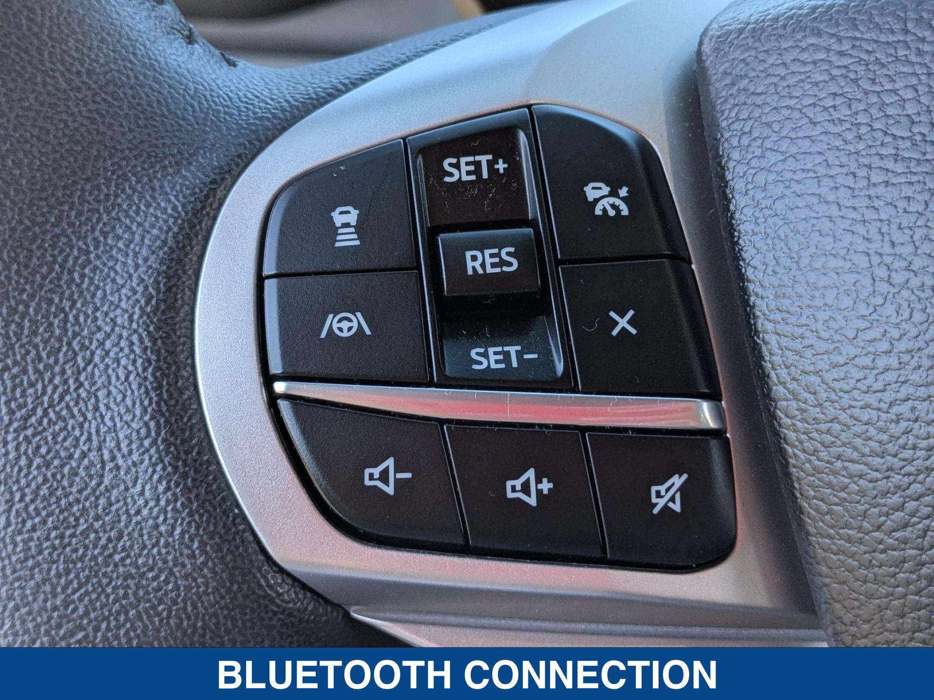 2023 Ford Explorer XLT photo 17