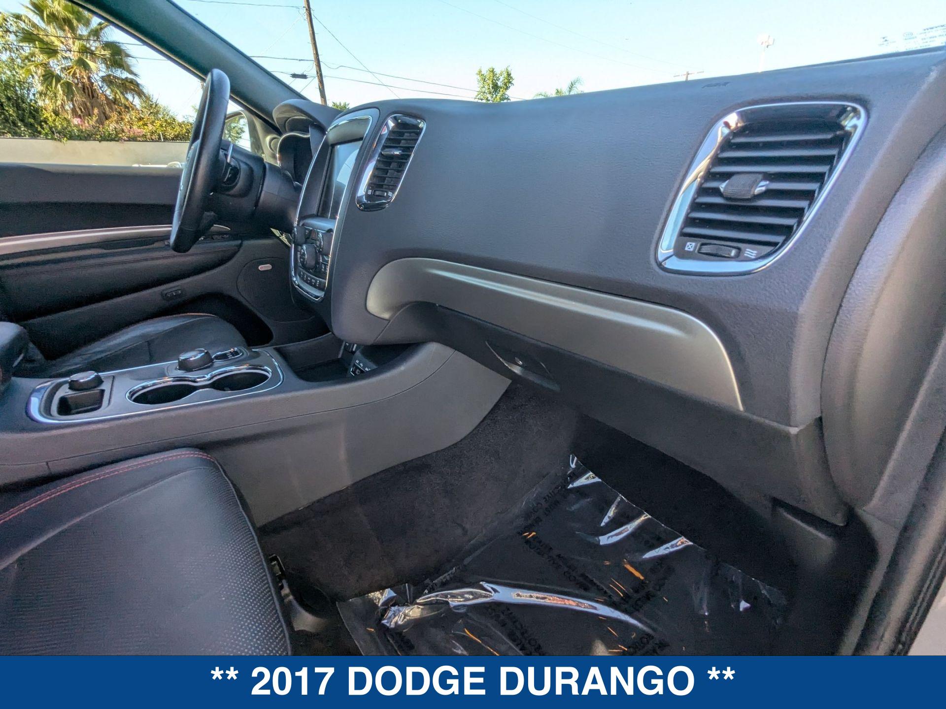 2017 Dodge Durango R/T photo 25