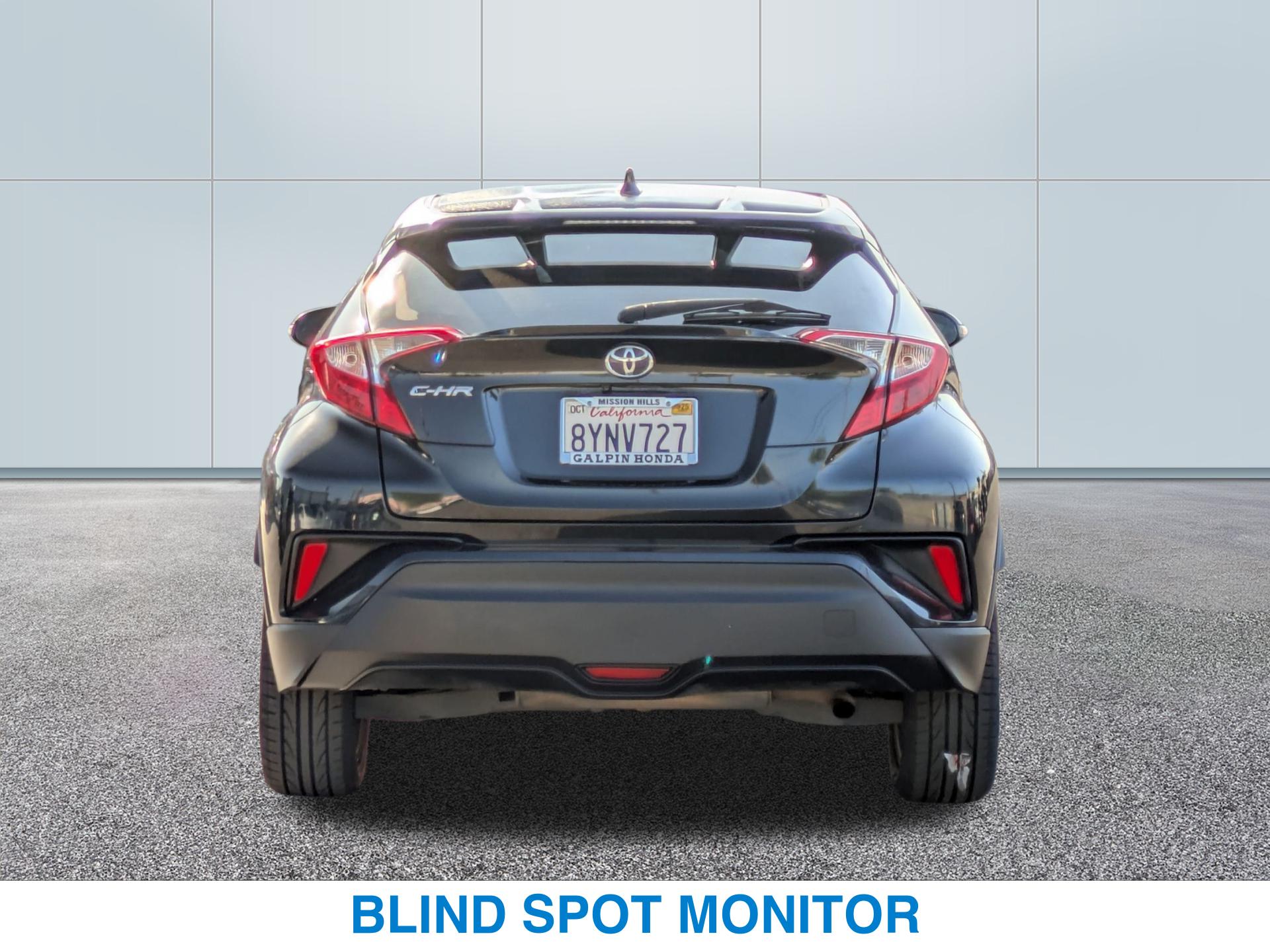 2019 Toyota C-HR XLE photo 6