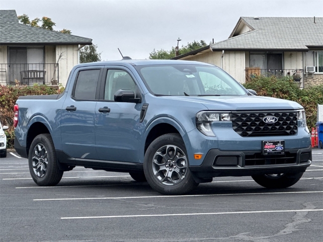 2025 Ford Maverick XLT