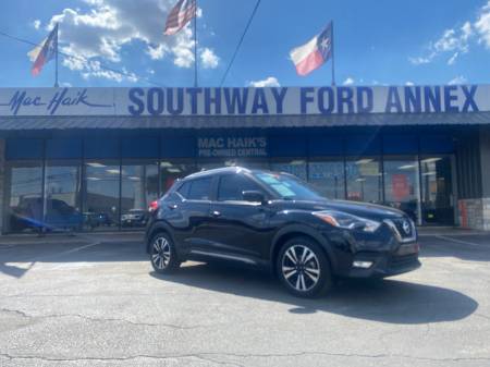 2019 Nissan Kicks SR