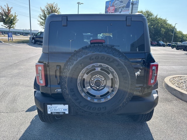 2025 Ford Bronco Outer Banks photo 7