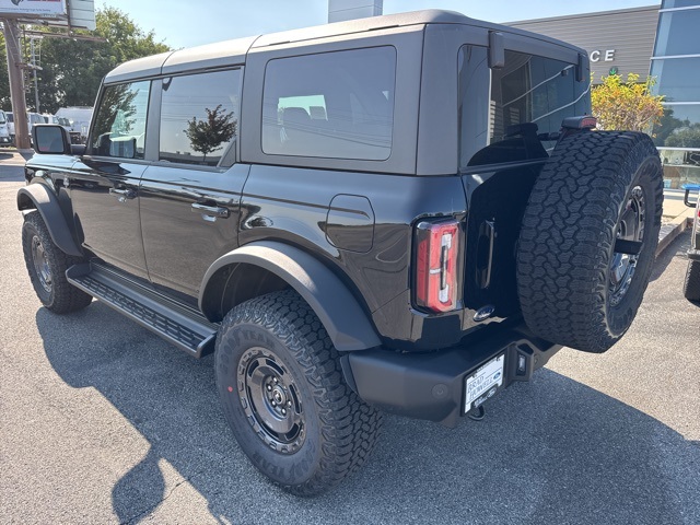 2025 Ford Bronco Outer Banks photo 8
