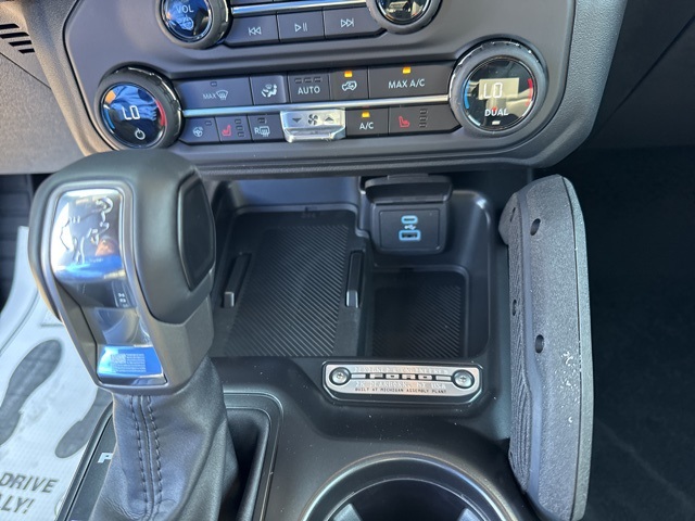 2025 Ford Bronco Outer Banks photo 13