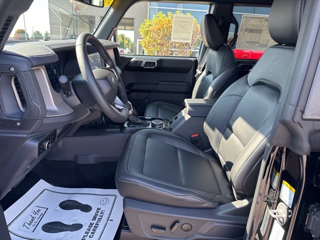 2025 Ford Bronco Outer Banks photo 21