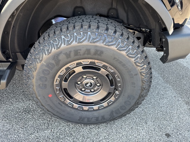 2025 Ford Bronco Outer Banks photo 27