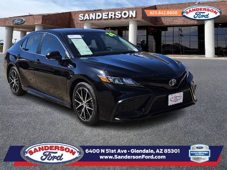 2024 Toyota Camry SE Sedan