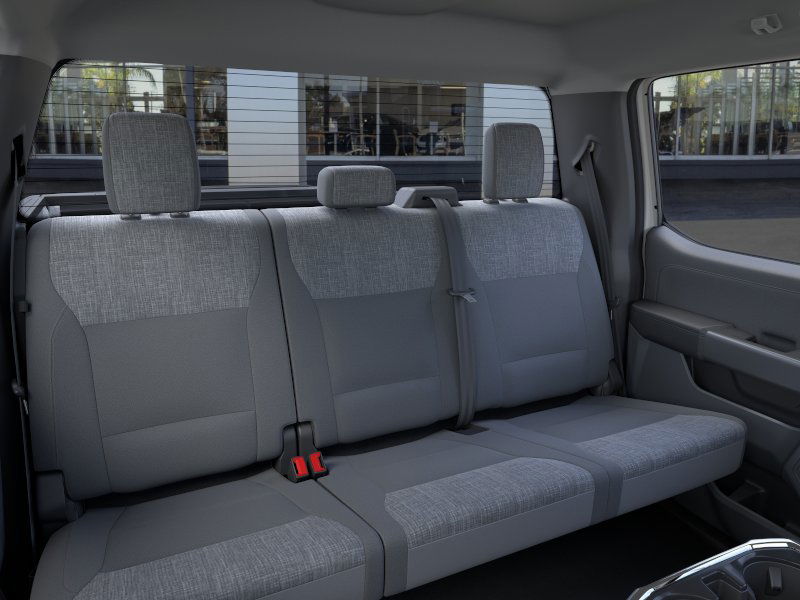 2025 Ford F-150 Lightning XLT photo 10