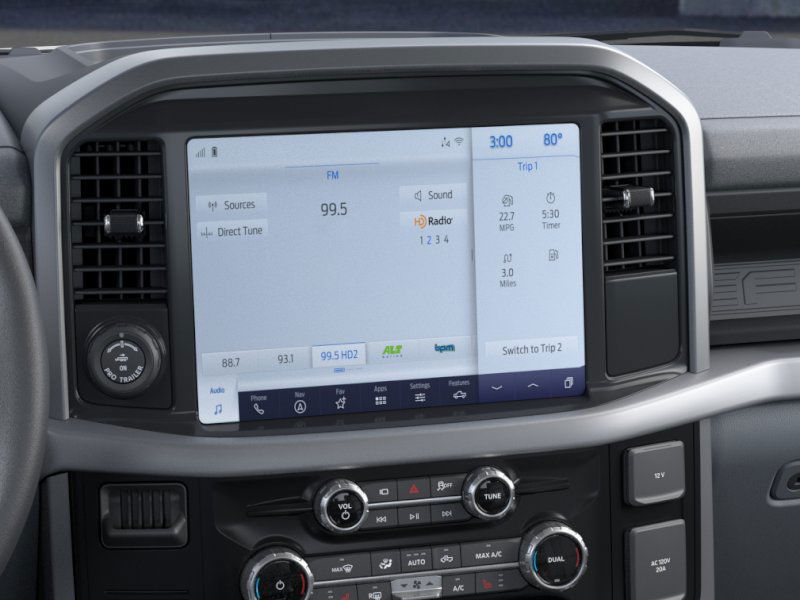 2025 Ford F-150 Lightning XLT photo 13