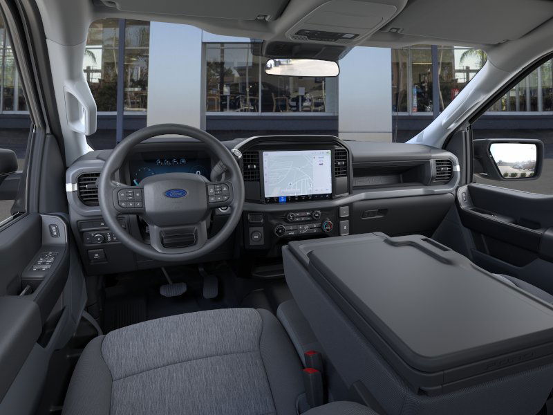 2025 Ford F-150 XL photo 8