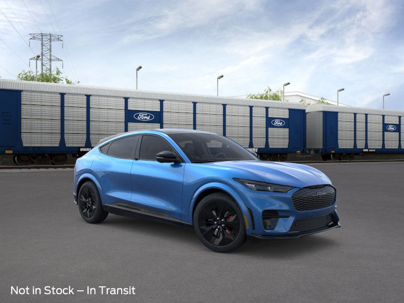 2025 Ford Mustang Mach-E GT photo 5