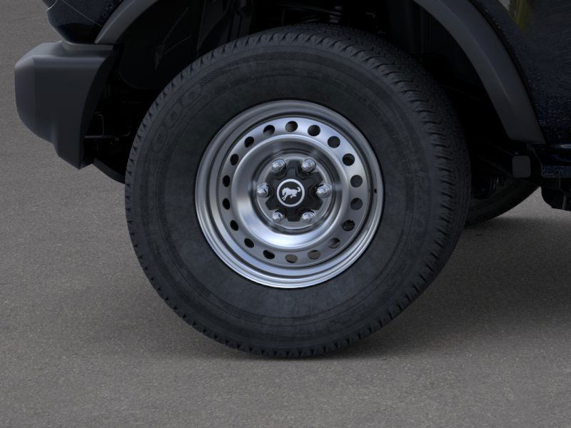 2025 Ford Bronco Base photo 19