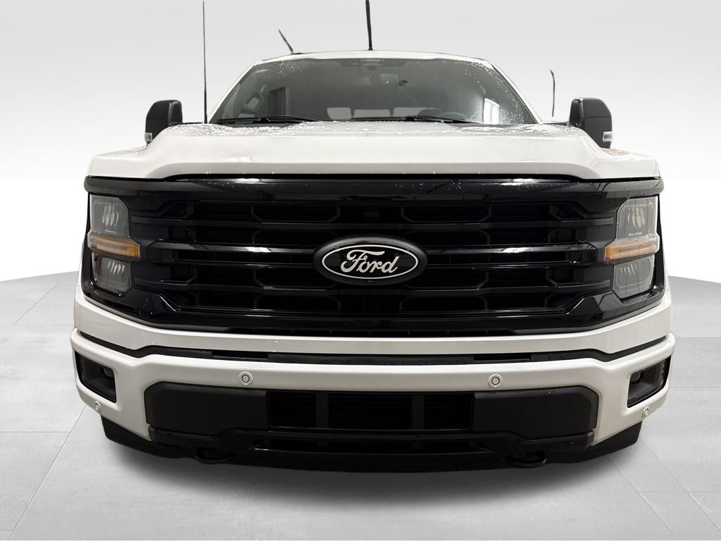 2025 Ford F-150 XLT photo 5