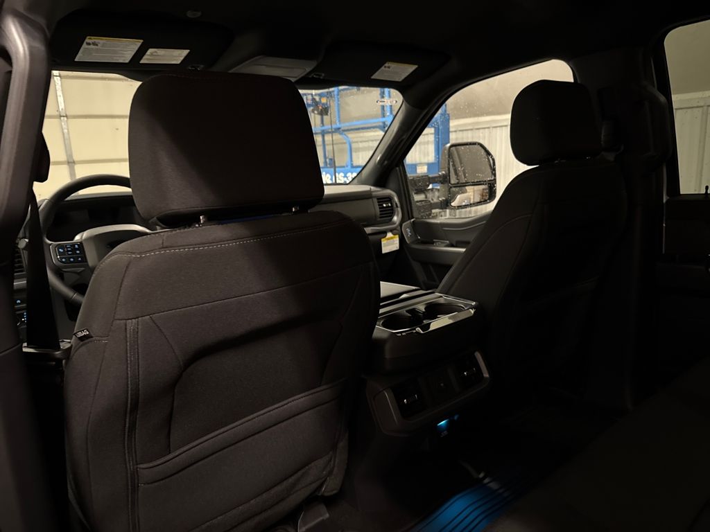 2025 Ford F-150 XLT photo 18