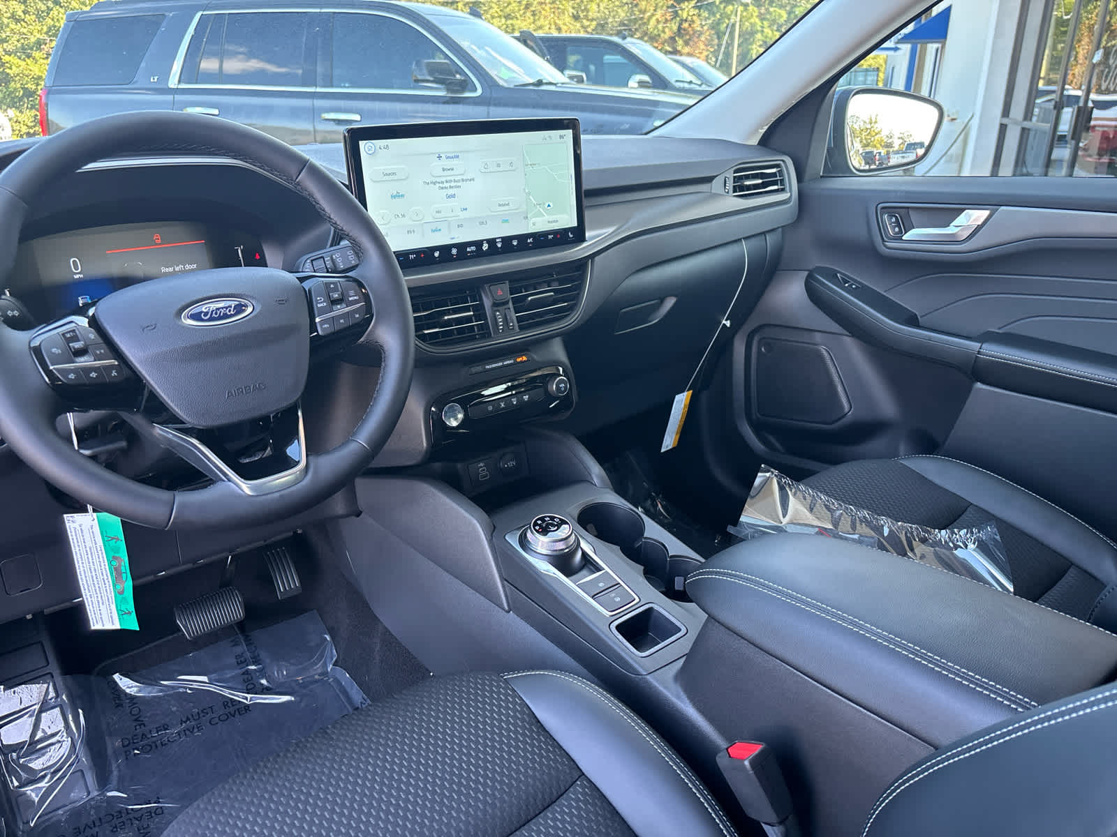 2025 Ford Escape photo 18